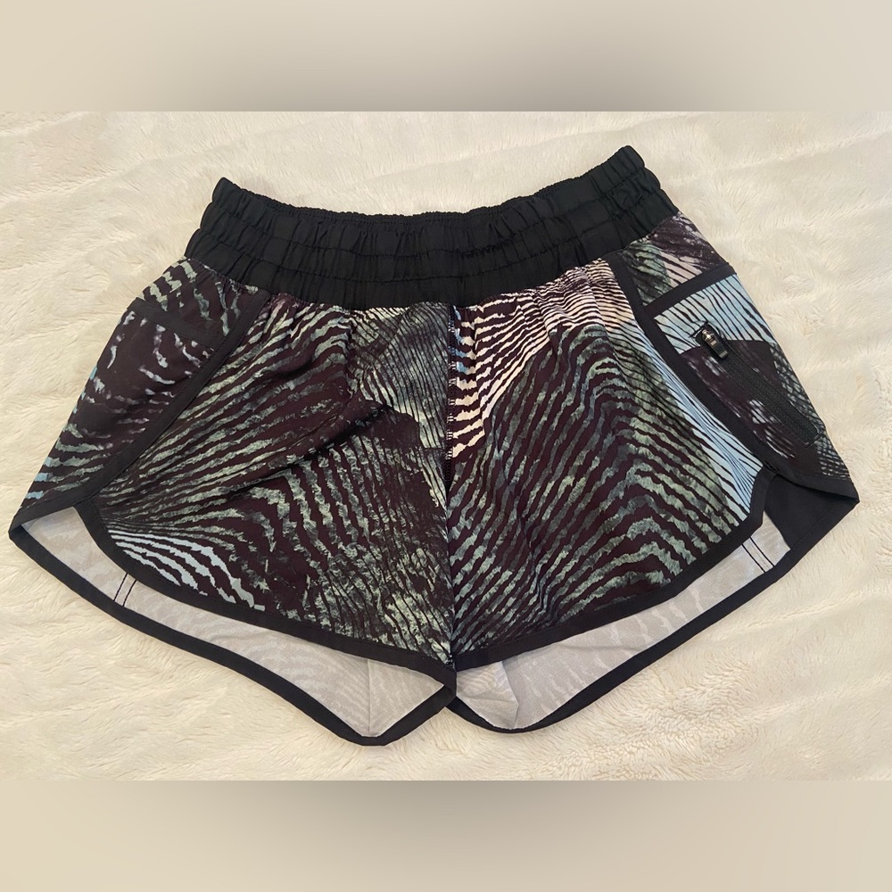 Lululemon Seawheeze Tracker Shorts 6